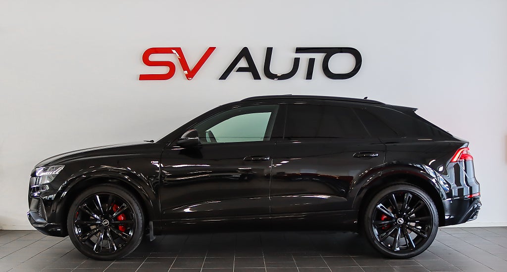 Audi Q8 TDI S line Selection MOMS Pano Matrix Värmare Drag