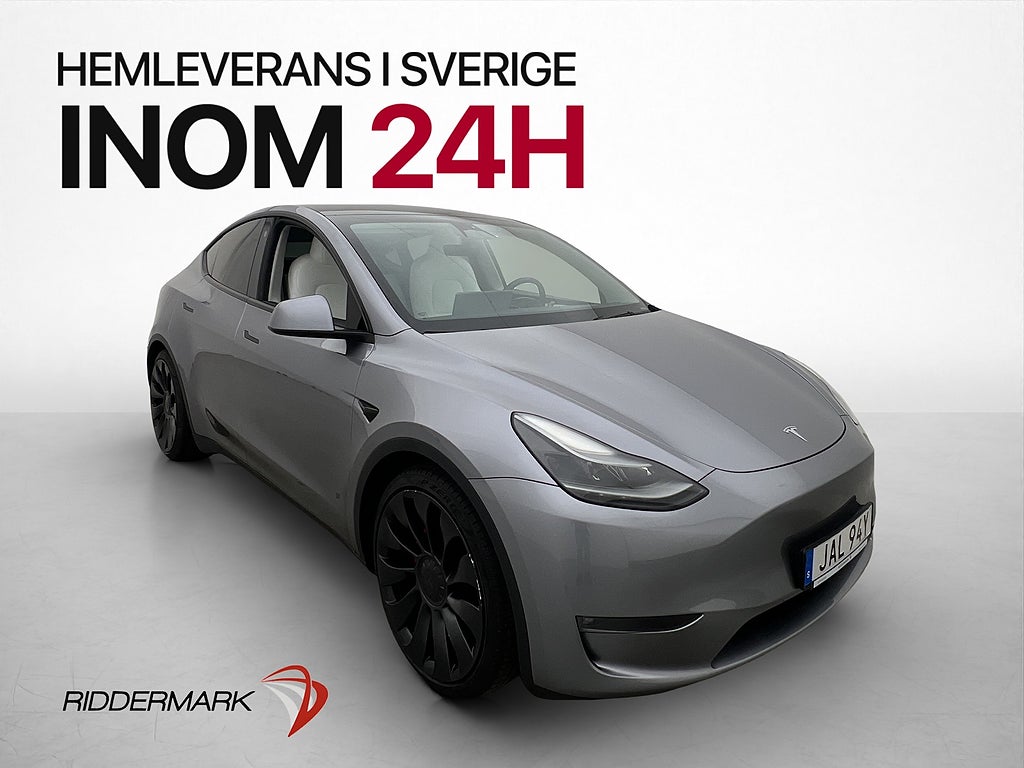 Tesla Model Y Performance AWD Ljus Interiör Pano Drag Kamera