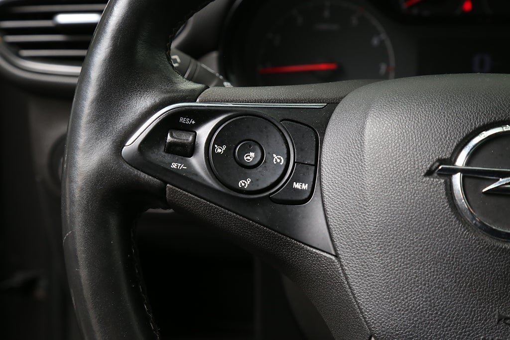 Opel Crossland X 1,2 Enjoy P-sensorer Motorvärmare 2019