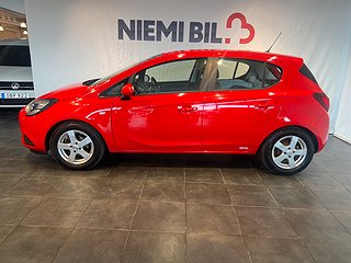 Opel Corsa 5-dörrar 1.4 90hk S&V-hjul/Låg skatt/Rattvärme