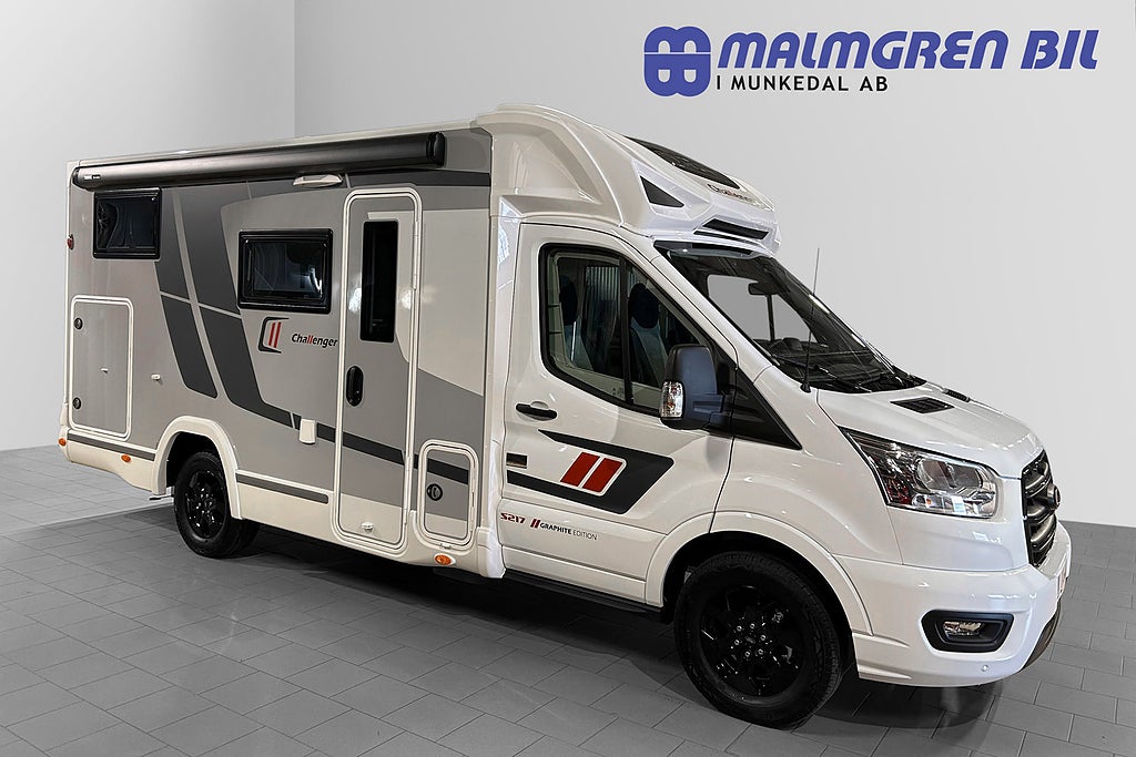 CHALLENGER S217 Graphite Edition 165 HK AUTOMAT Dieselvärmare Långbäddar 