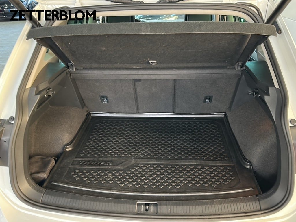 SUV Volkswagen Tiguan 6 av 20