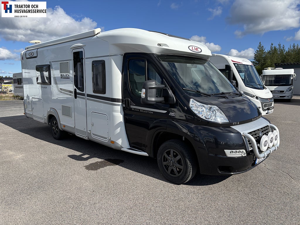 LMC T 712 Black Selection
