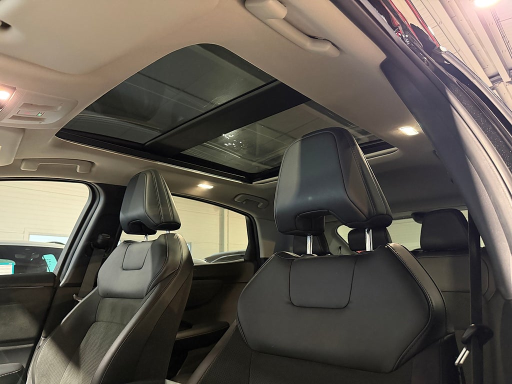 Nissan Ariya 87kwh | EVOLVE | Moms | All utrustning 2023