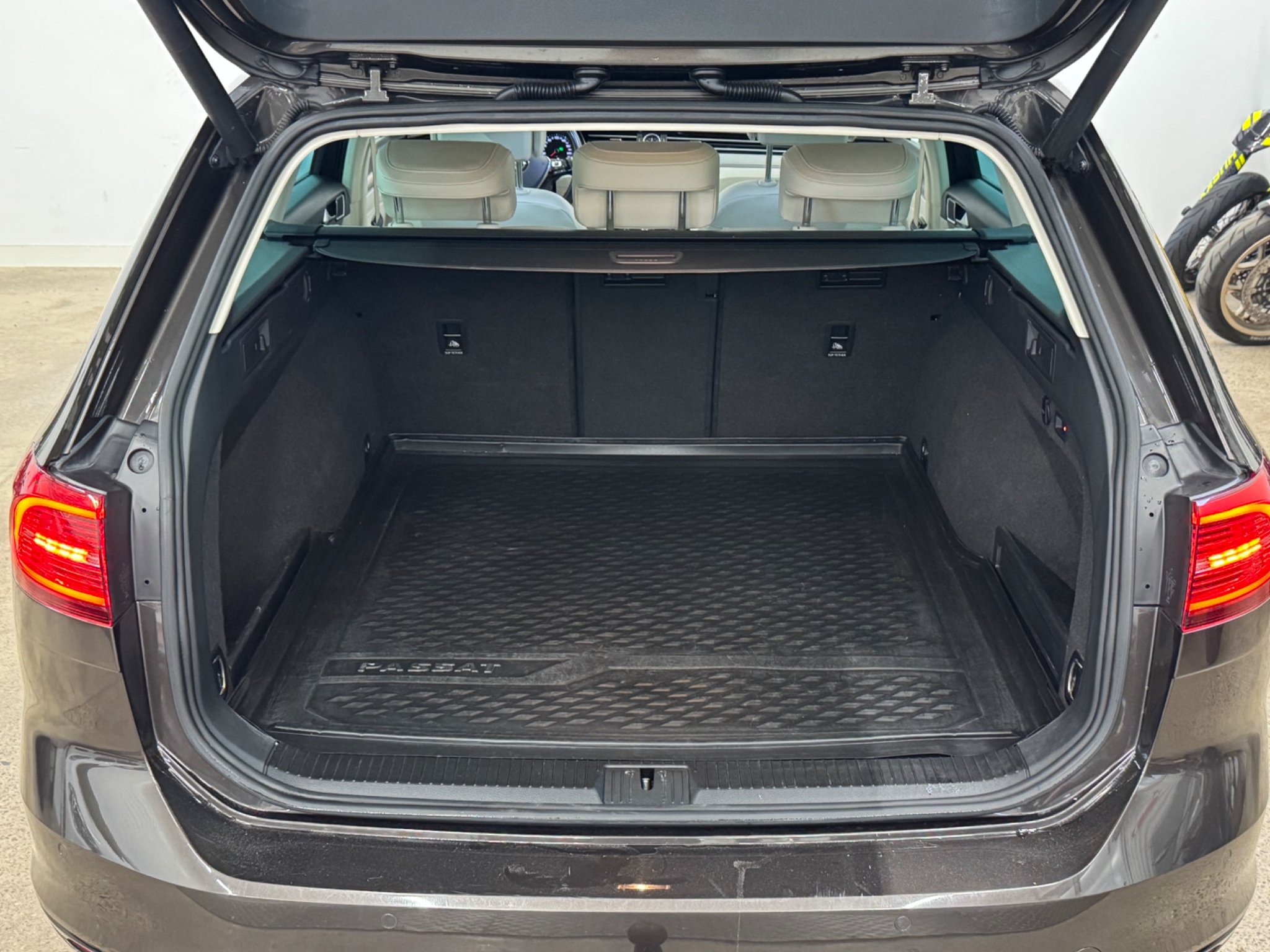 Volkswagen Passat 2015, bild 7/48