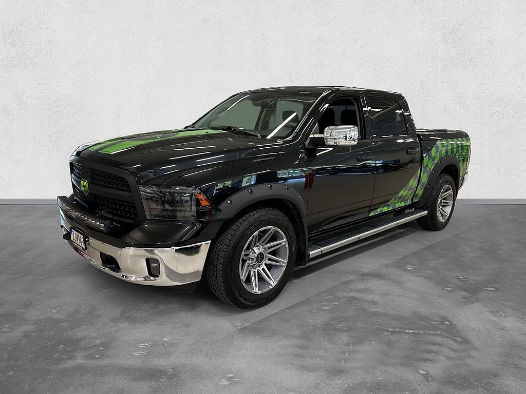 Dodge RAM 1500 1500 Crew Cab 5.7 V8 HEMI 4x4 TorqueFlite 395hk