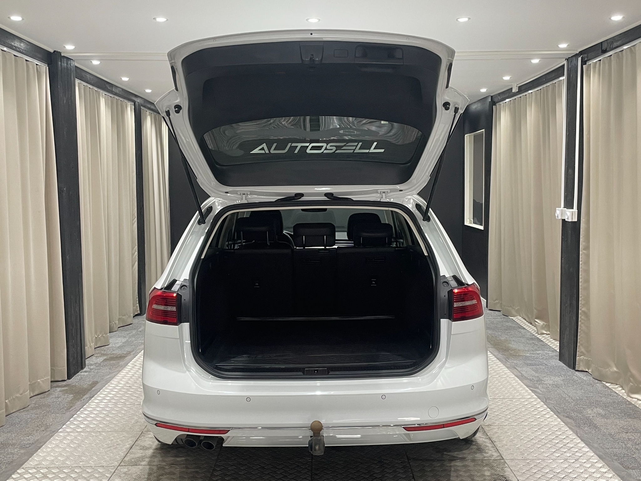 Volkswagen Passat 2016, bild 7/51