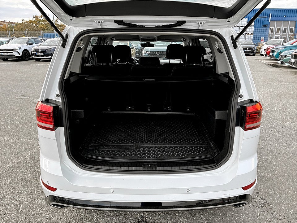 Bild på Volkswagen Touran Base 1.5 TSI ACT 150hk Aut 7-SITS B-KAMERA 
