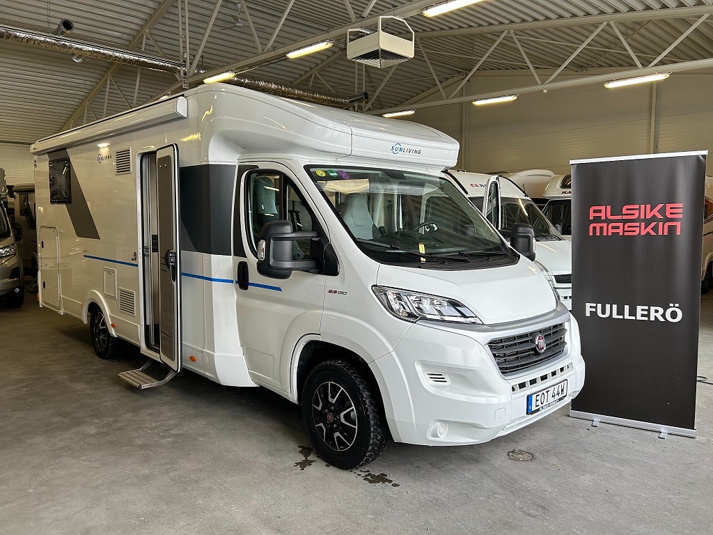 Sun Living S 75 SC / Automat / ALDE / AC-Bodel / Solcell / 5bält / Taksäng/