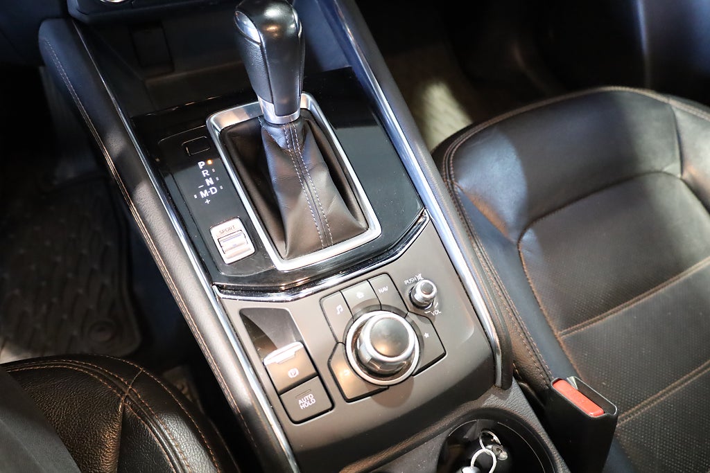 Mazda CX-5 2.5 SKYACTIV-G AWD Drag Värmare Bose Navi Kamera 2018