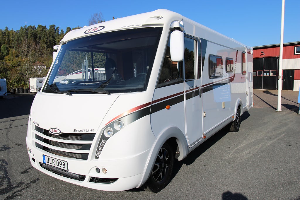 LMC I 745 Queenbed  Alde Dubbla AC 1 ägare 1 Års garanti