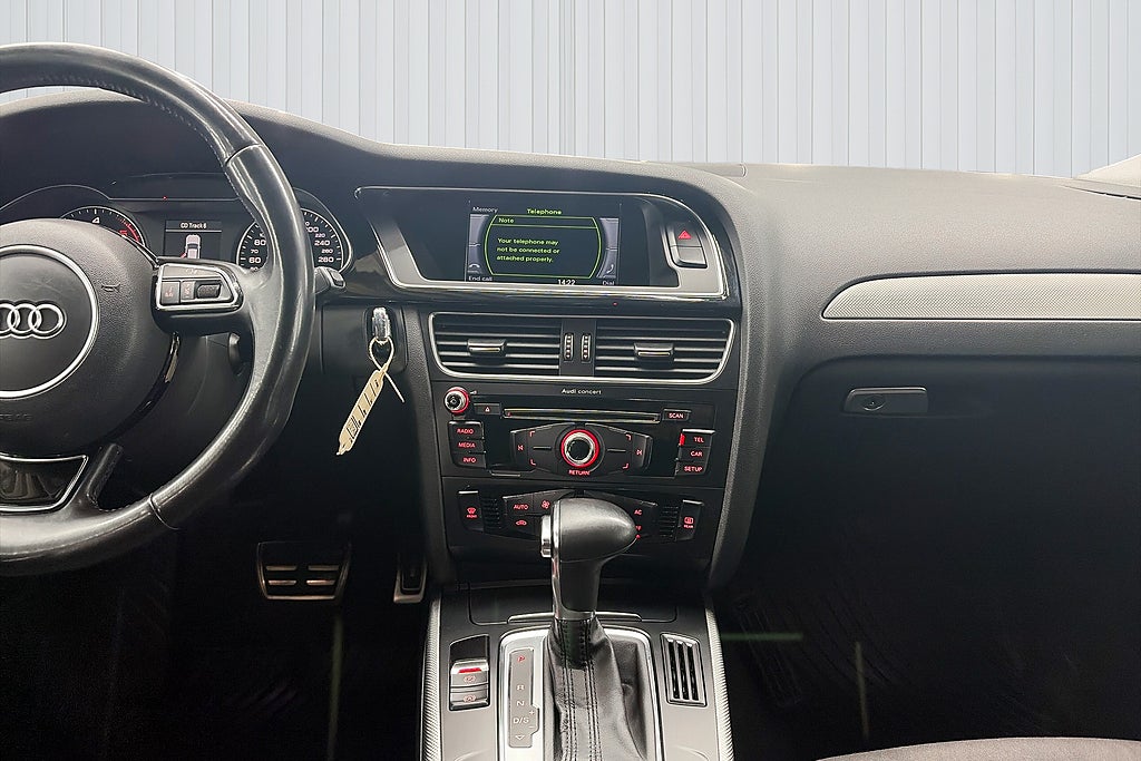 Audi A4 2014