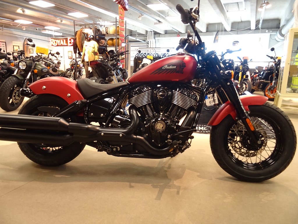 Indian CHIEF BOBBER DARK HORSE 