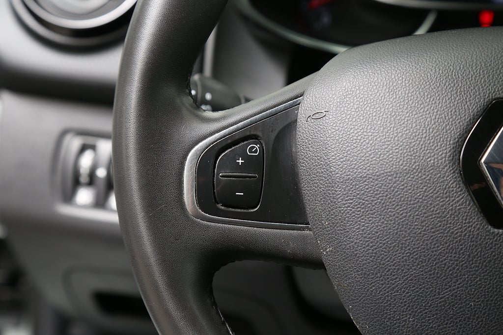 Renault Clio 0,9 TCe 90hk Zen 5dr Navi 2019