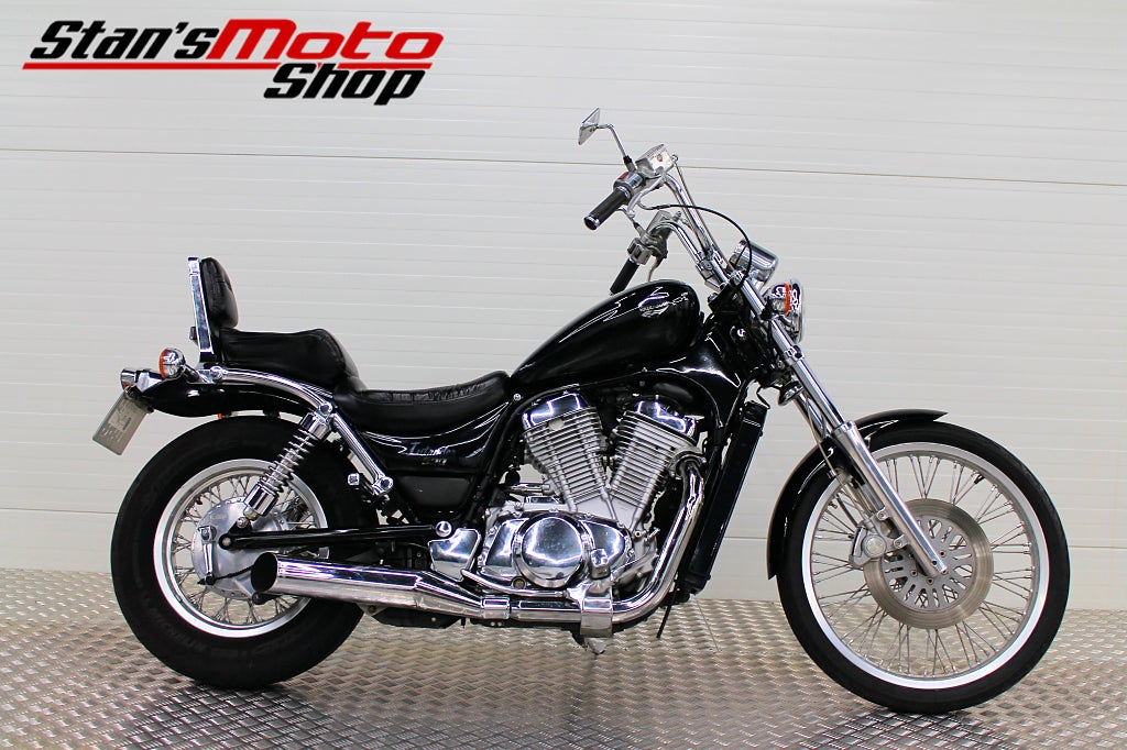 Suzuki Cycles VS800GLP Intruder 