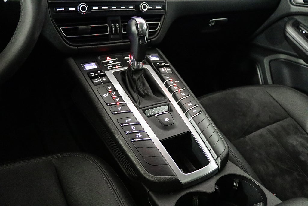 Porsche Macan S PDK Panorama 21" Turbo Design 354hk