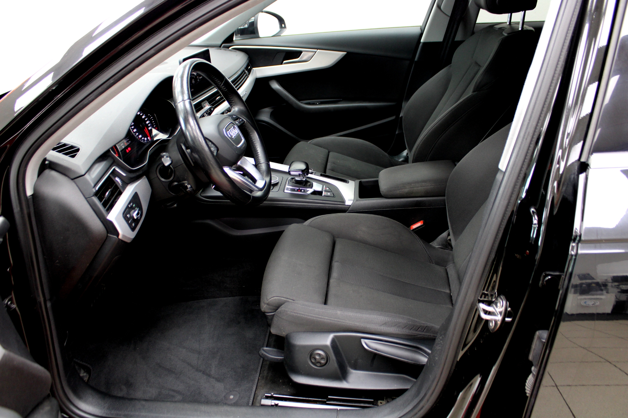 Audi A4 2017, bild 7/59