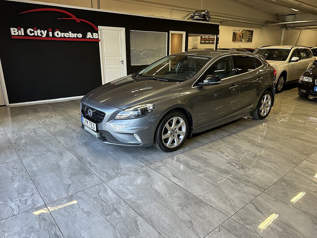 Volvo V40 D3 (150hk) Greyline / R-Design / GPS / D-Värmare M.M
