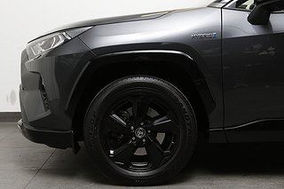 SUV Toyota RAV4 8 av 26