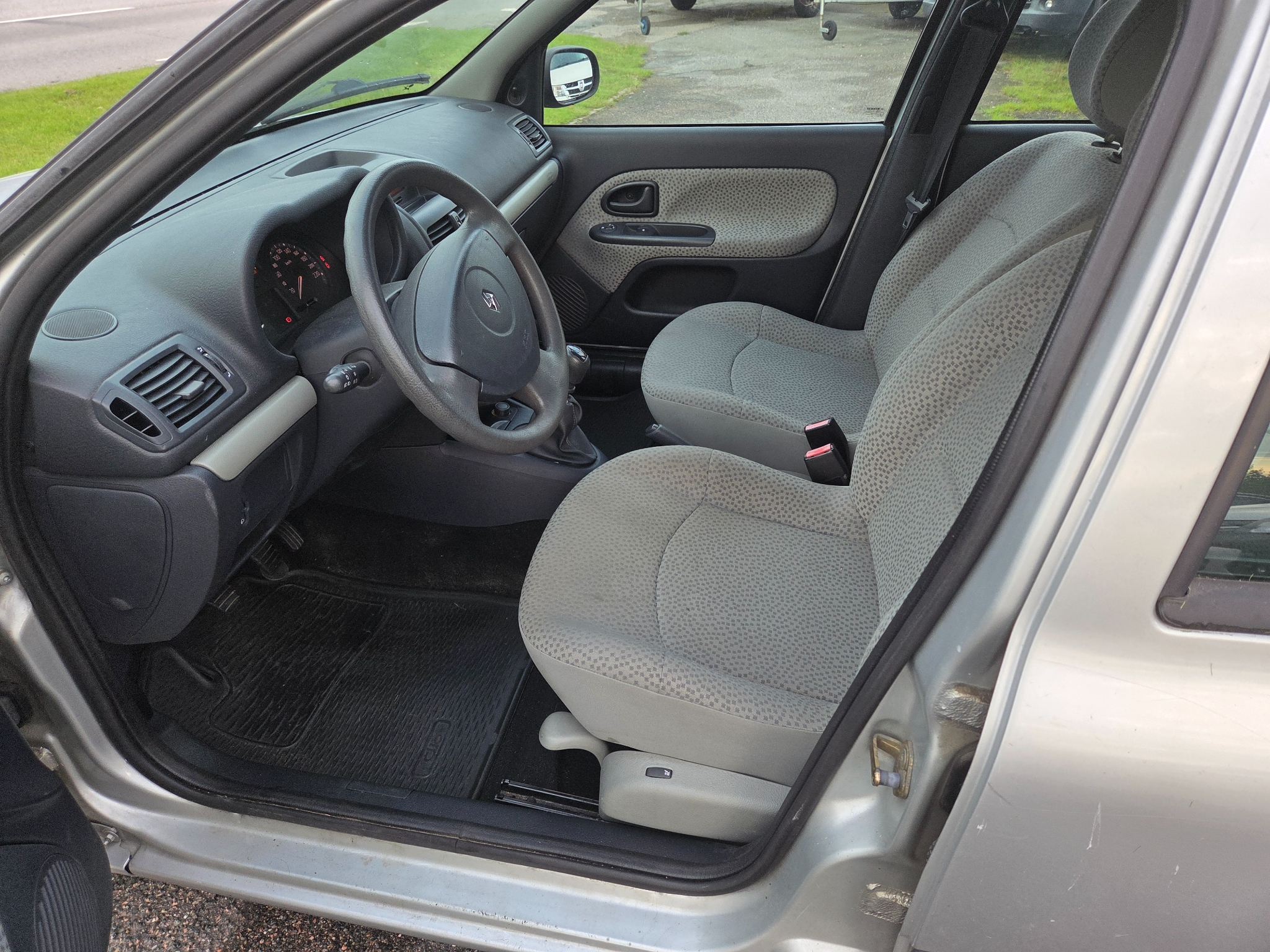 Renault Clio 2006, photo 5/10