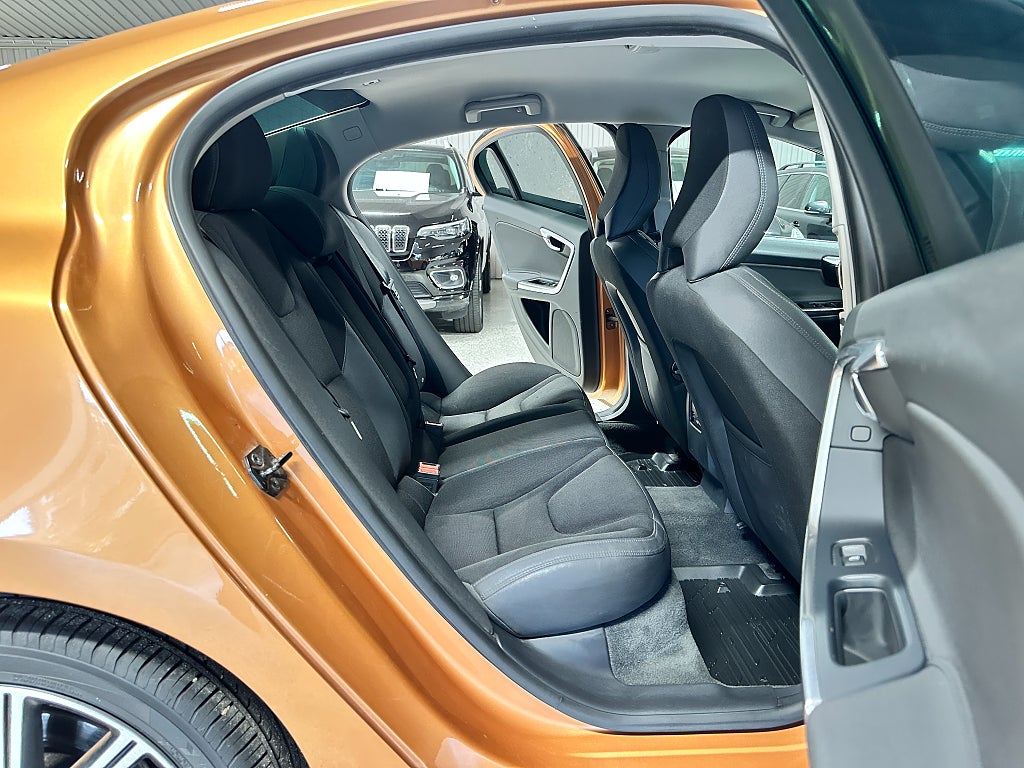 Volvo S60 D3 Geartronic Momentum Kamrem byttEuro 5 Nyservad
