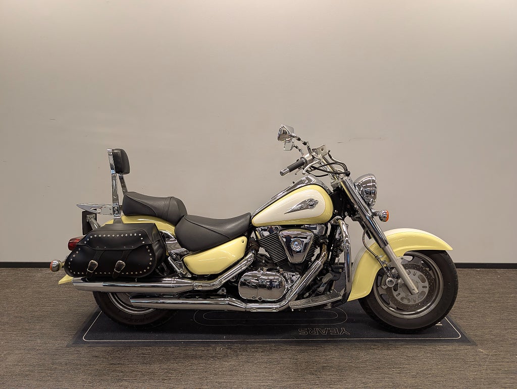 Suzuki VL1500 Intruder