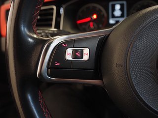 Halvkombi Volkswagen Polo 18 av 21