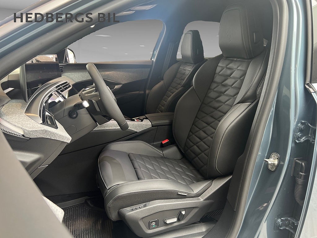 Peugeot E-3008  EDITION (GT)  thumbnail