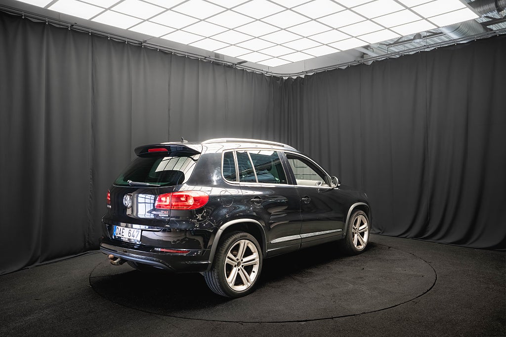 Volkswagen Tiguan TSI 4Motion R-Line KAMERA DRAG 160hk