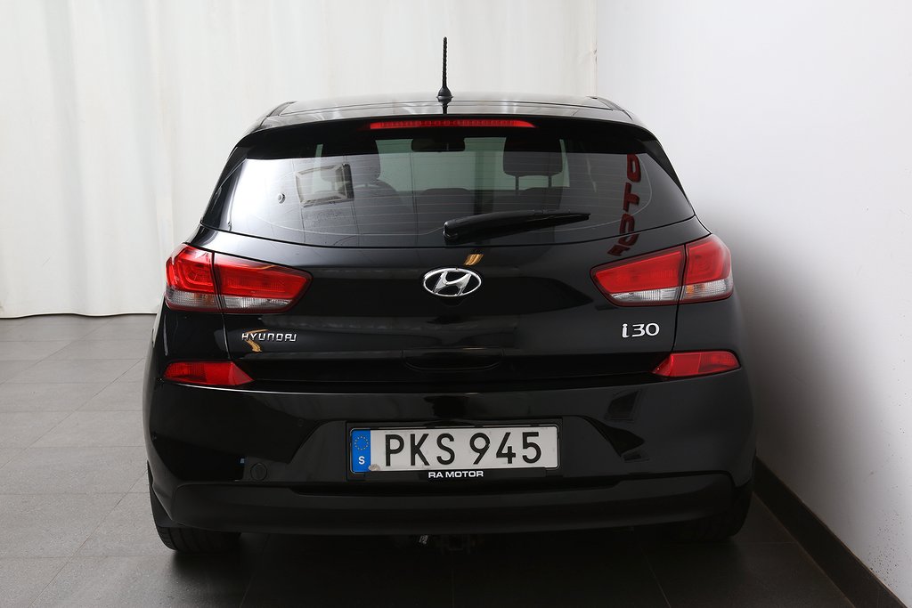 Hyundai i30 1,6 CRDi 110hk ComfortEco 5D Dragkrok 2018