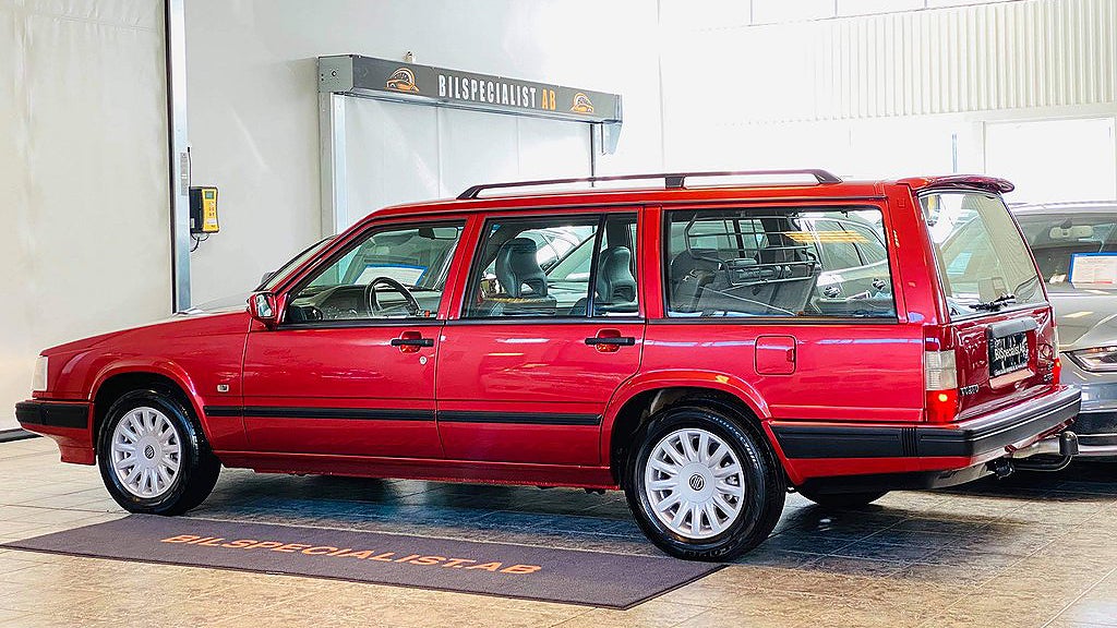 Volvo 945