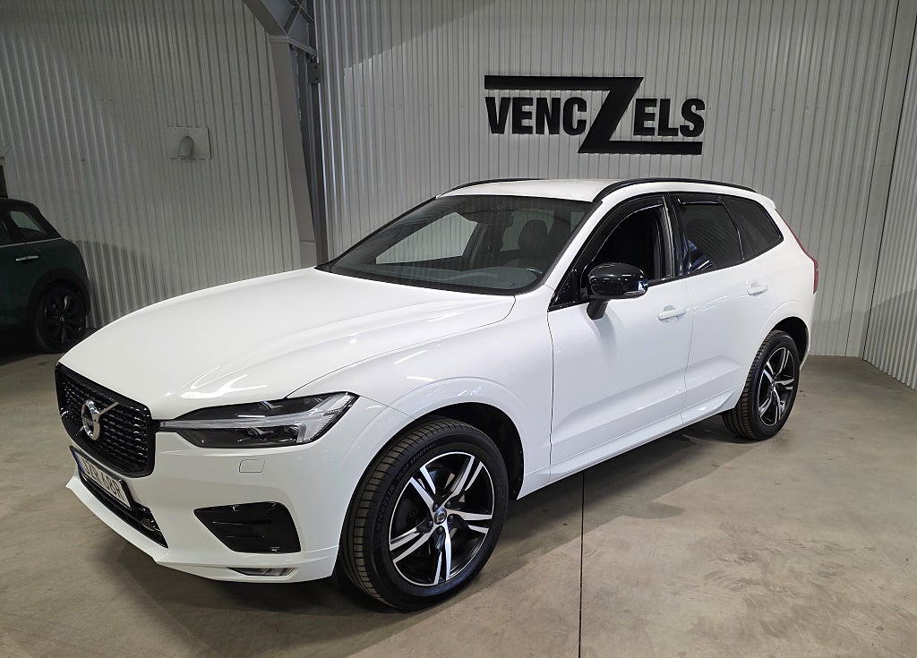 Volvo XC60 B4 AWD Automat R-Design GPS Värmare Backkamera Dragkrok
