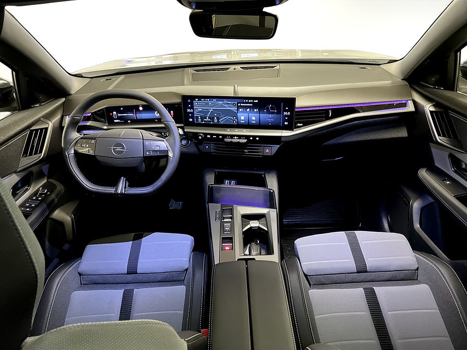 Bild på Opel Grandland GS Hybrid 136hk - DEMO