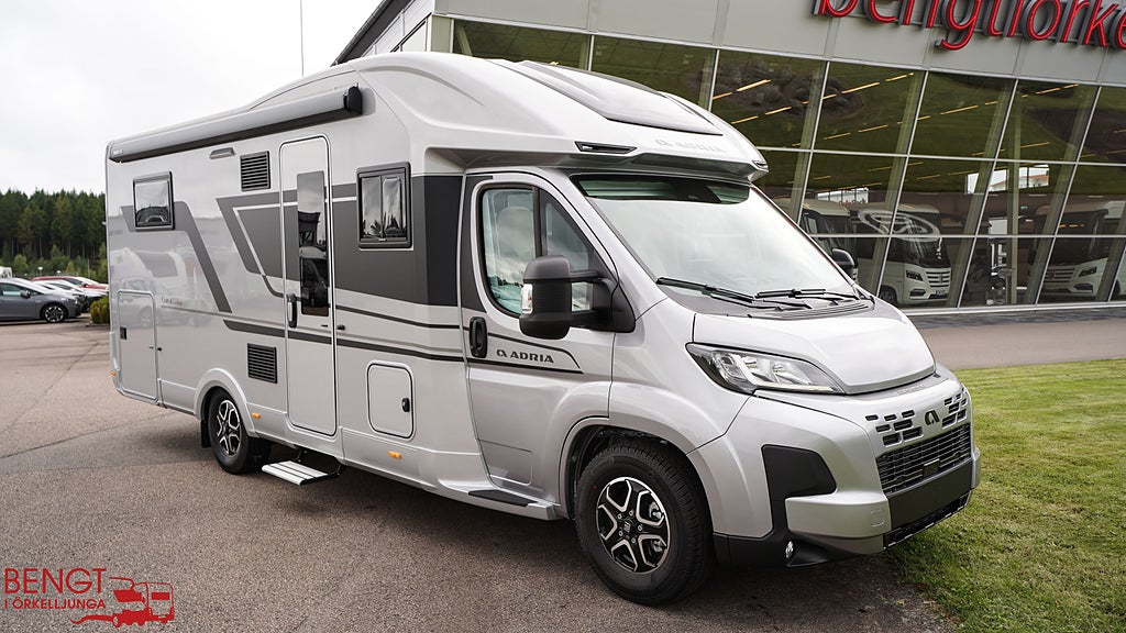 Adria Coral Supreme 670 DC - Fiat MultiJet3 140HP (103kW) HD 43H