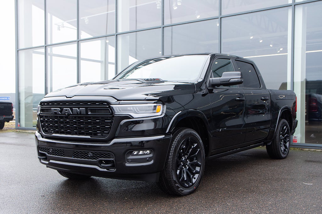 RAM 1500 Limited Night Edition 548 hk Rambox