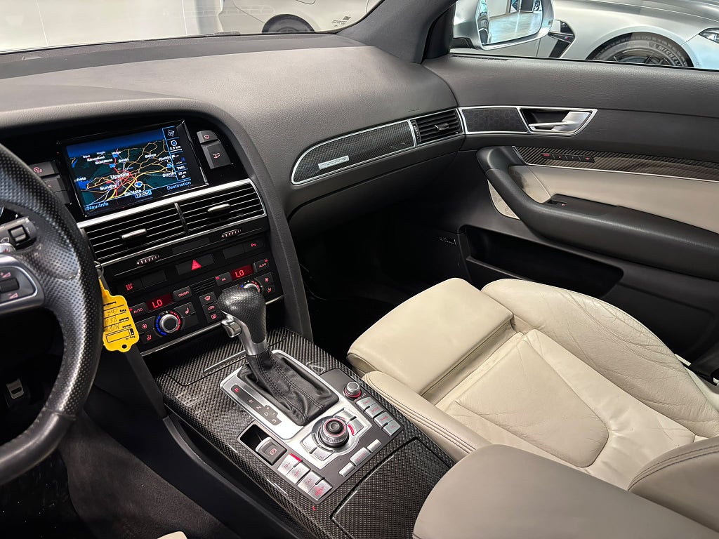 AUDI RS6 AVANT 5.0 V10 BITURBO QUATTRO 579ch - SONORISATION BOSE - FREINS CARBONE - CLIMATISATION - CAMÉRA DE RECUL