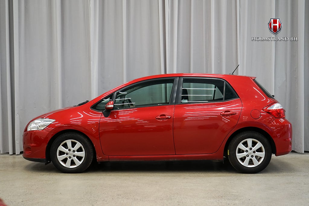 Toyota Auris 5-dörrar 1.4 D-4D Plus Power heat Lågmilad  