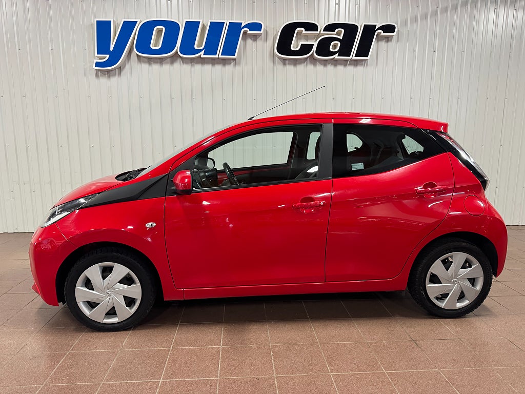 Toyota Aygo 5-dörrar 1.0 VVT-i X-PLAY Touch Euro 6|Låg skatt 360:-