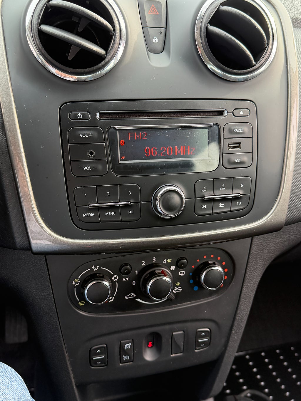 Dacia Logan MCV 0.9 TCe STCC Edition