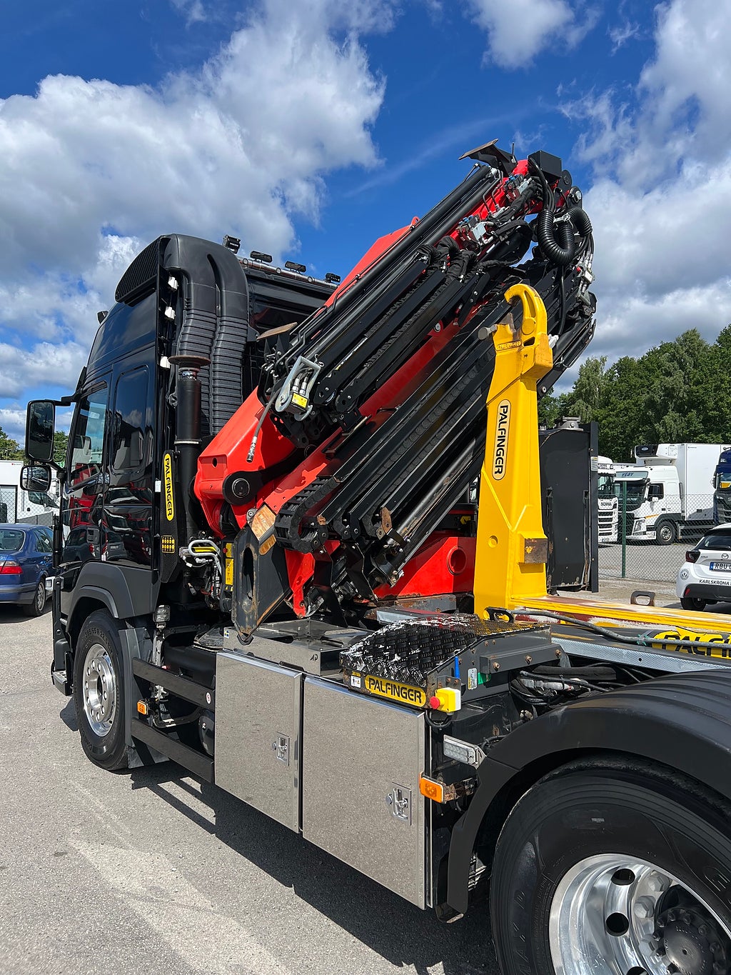 Volvo FM13 460 8x4*4 Kranväxlare Palfinger Kran & Jibb