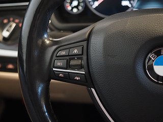 Kombi BMW 520 11 av 24