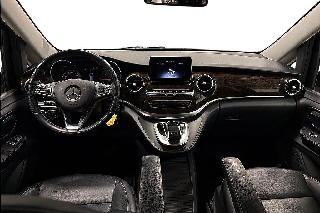 Mercedes-Benz V 250d 3.1t 7-sits Drag, Läder, Navi, Kamera