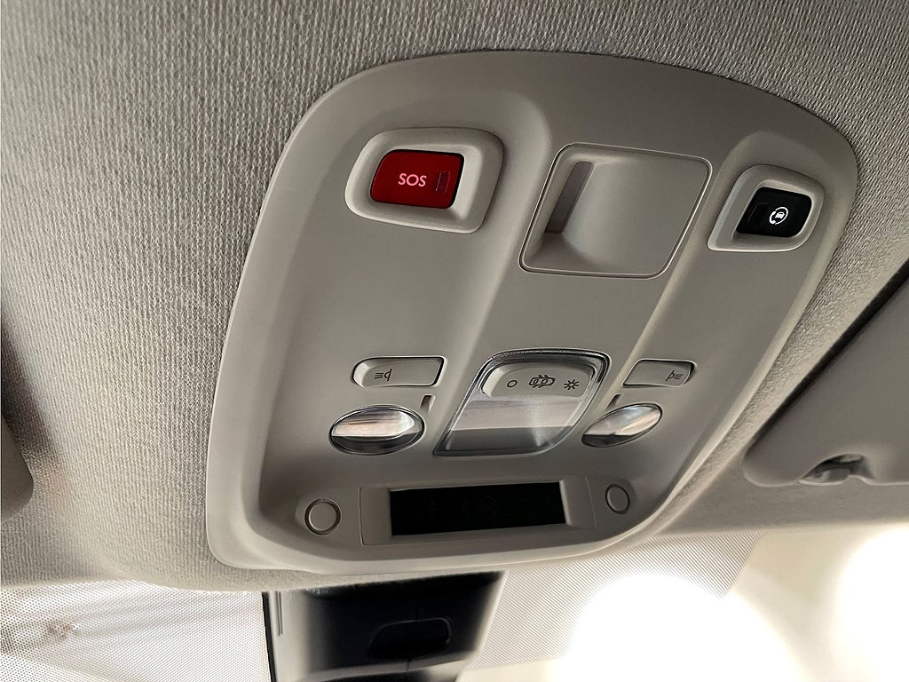 Bild på Peugeot e-Expert PRO+ 75kWh 136hk Aut L3 - B-KAMERA,M-VÄRM,1 ÄGARE