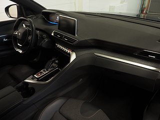 SUV Peugeot 3008 13 av 24