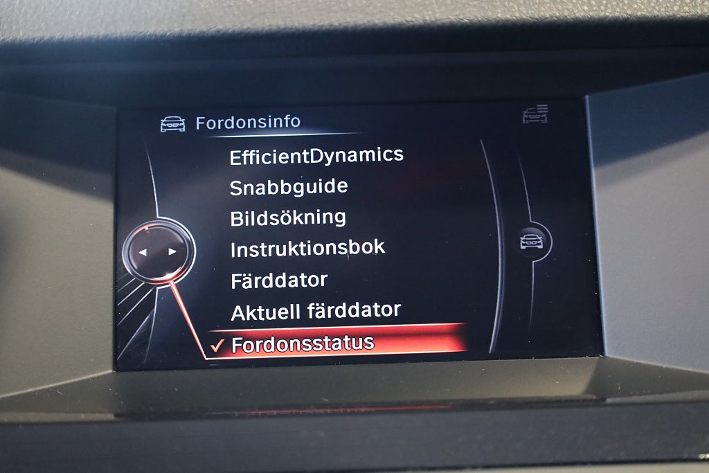 BMW 520d xDrive Touring AUT Sportpaket Drag PDC Rattvärme Läder 2017