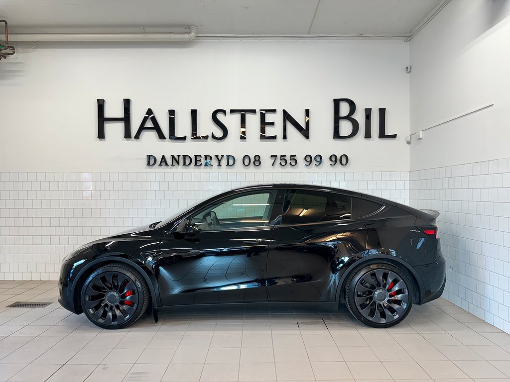 Tesla Model Y Performance AWD 534Hk Drag Autopilot 21*Tum Svensksåld