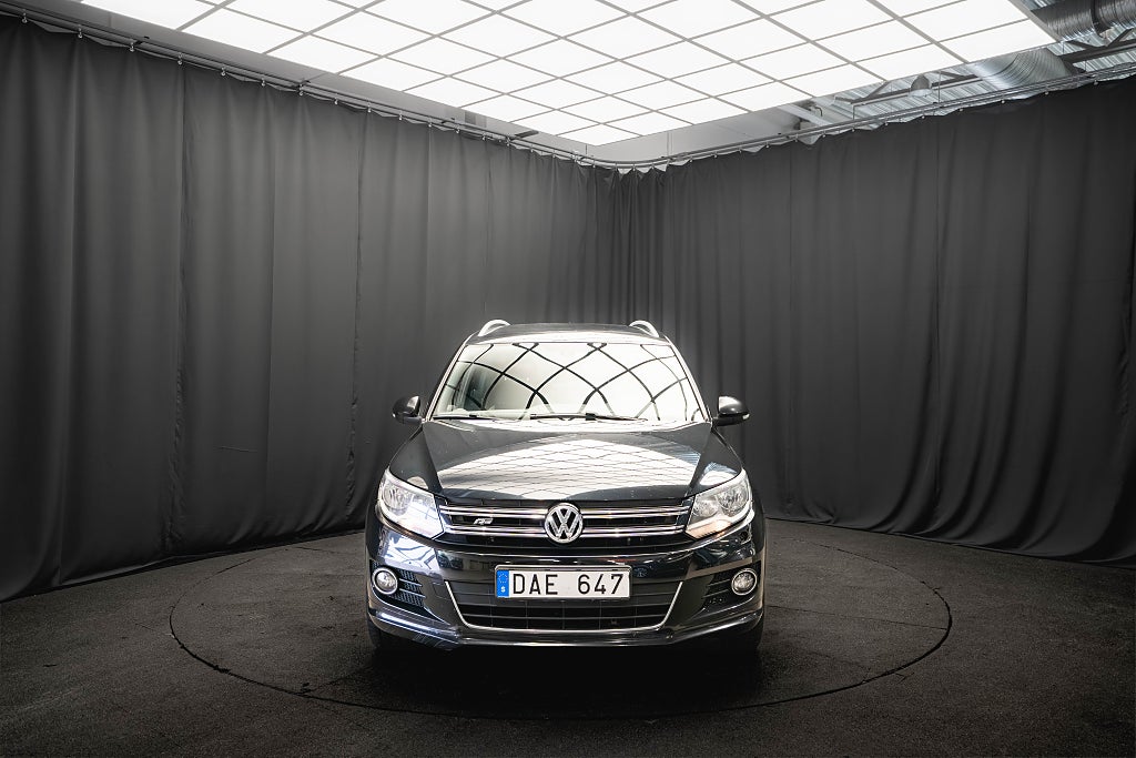 Volkswagen Tiguan TSI 4Motion R-Line KAMERA DRAG 160hk