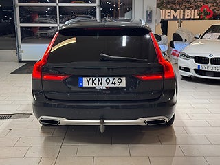 Volvo V90 Cross Country D4 AWD Momentum Plus Drag D-värm S&V