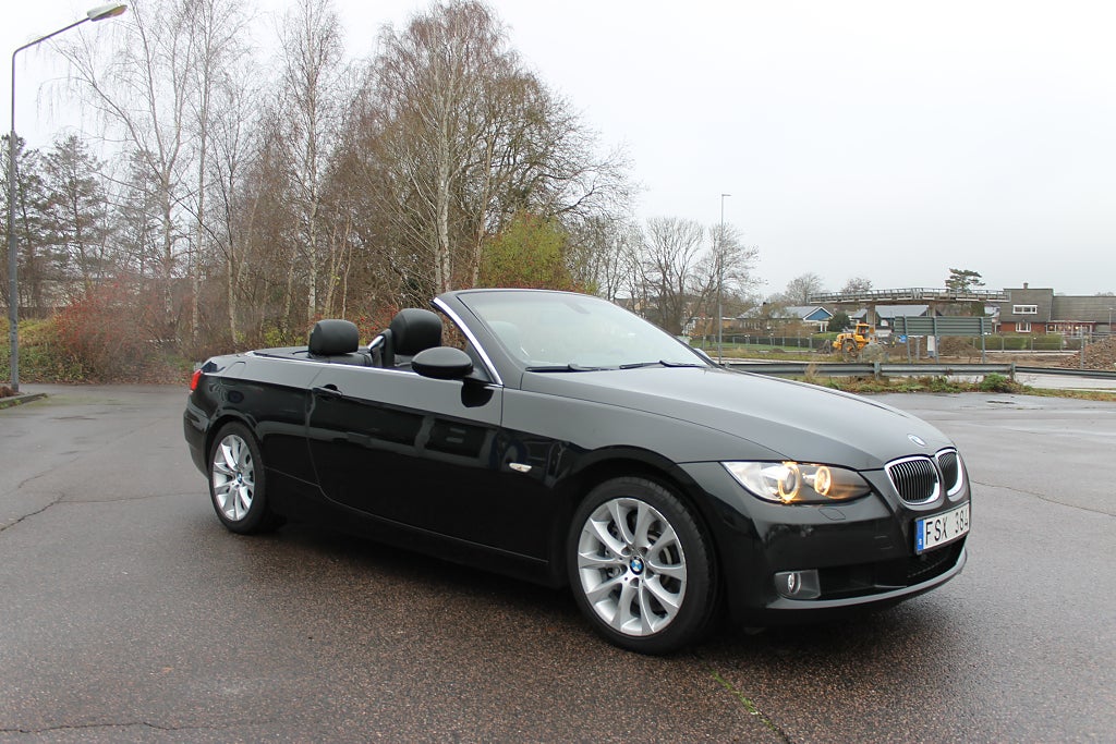 BMW 330i Dynamic Cab