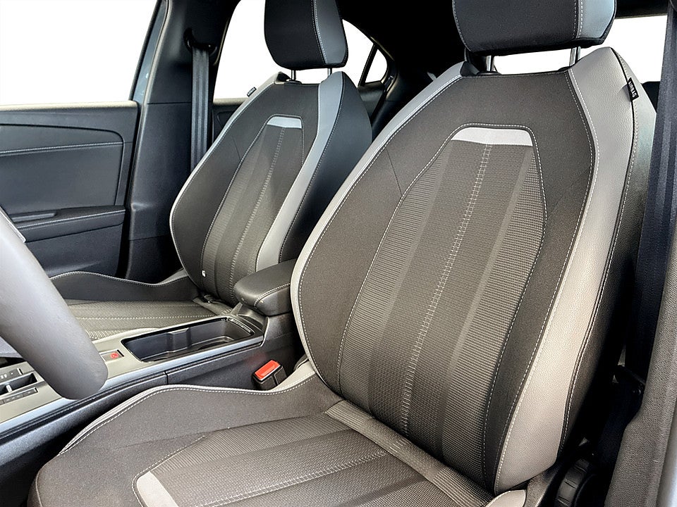 Bild på Opel Mokka GS Hybrid 1.2 Turbo 145hk Aut B-KAMERA CARPLAY